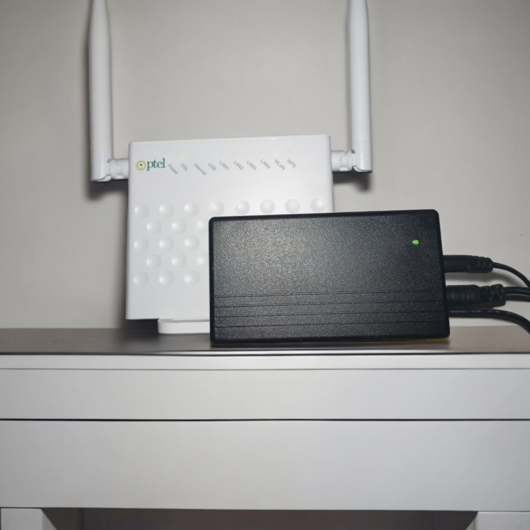 WiFi Router UPS Power Bank 12 Volts 1A 1.5A Tp Link Tenda PTCL Fiber 12v Router